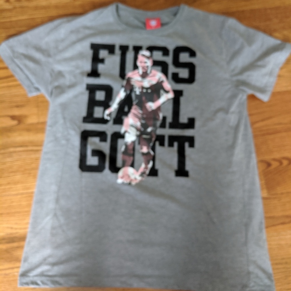 FC Bayern Munich Schweinsteiger Fussballgott shirt